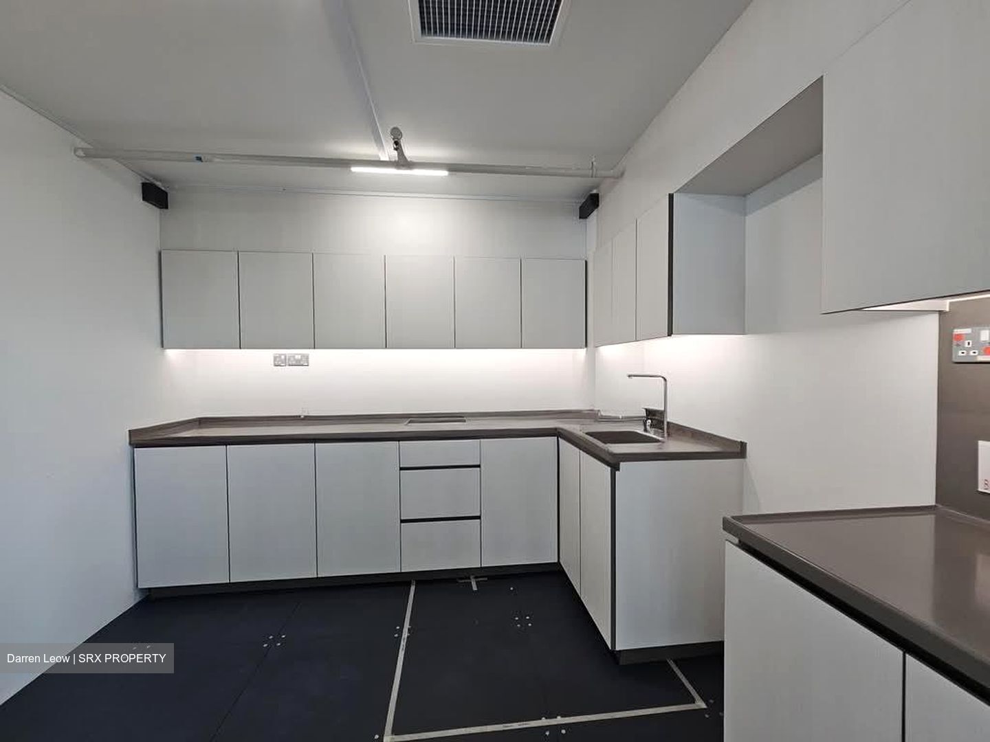 Hub Synergy Point (D2), Office #564640421